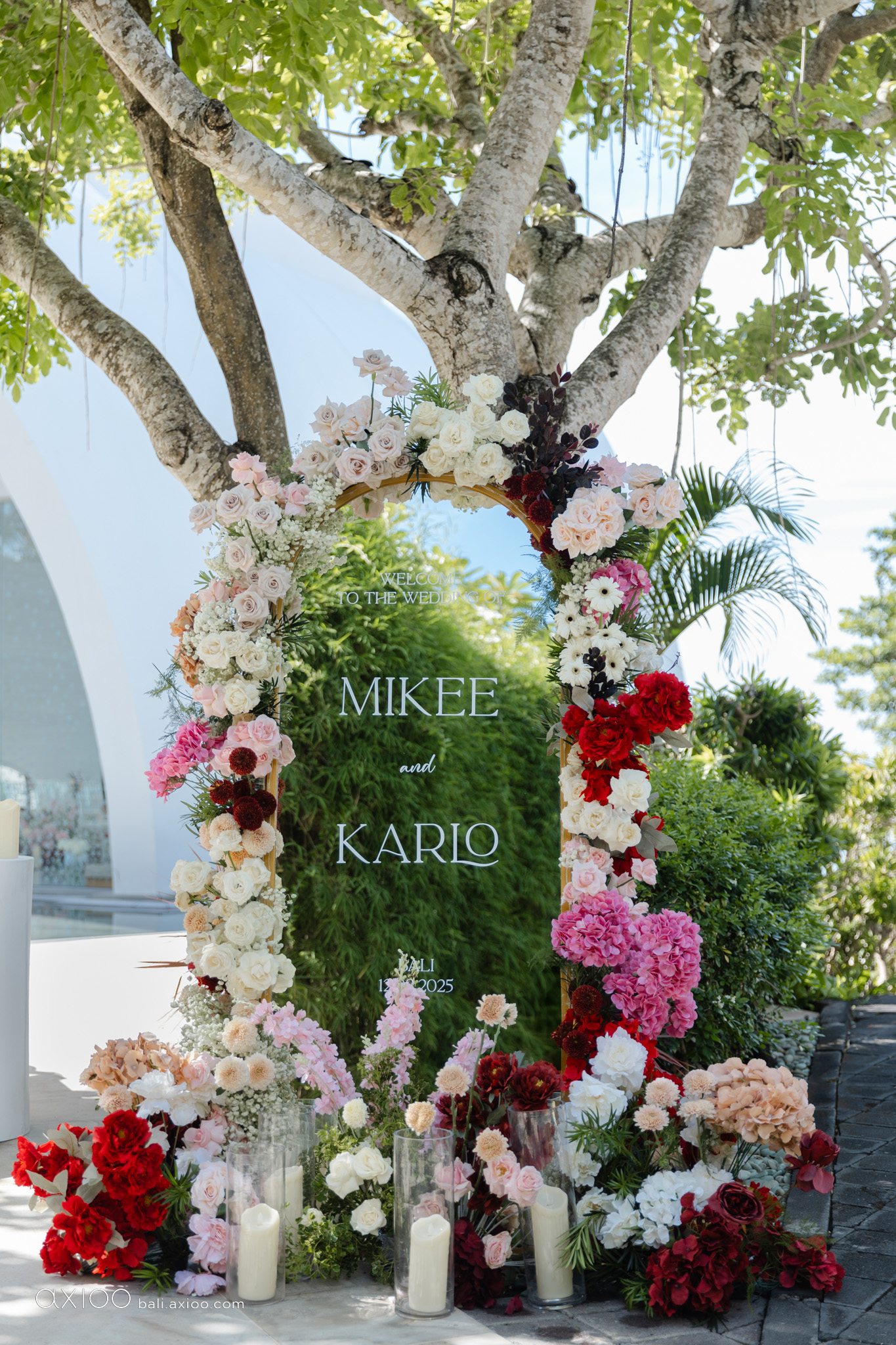 Axioo: Captured As They Are